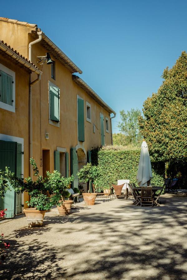Le Mas De Trevouse Saint-Saturnin-lès-Avignon Εξωτερικό φωτογραφία