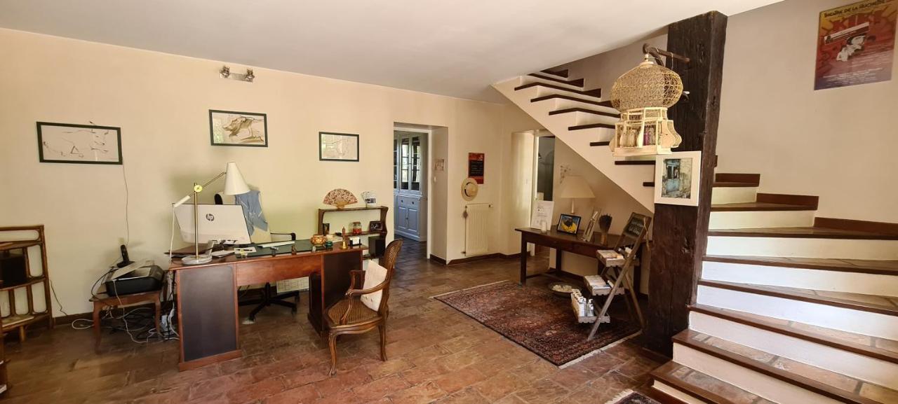 Le Mas De Trevouse Saint-Saturnin-lès-Avignon Εξωτερικό φωτογραφία