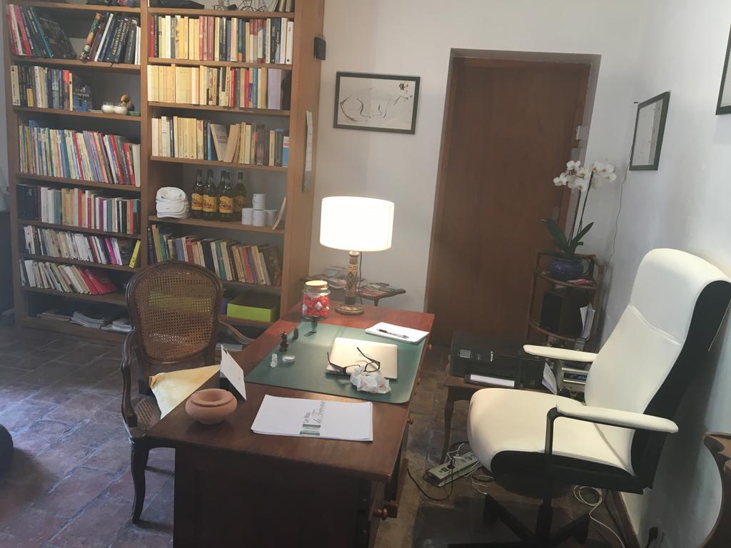 Le Mas De Trevouse Saint-Saturnin-lès-Avignon Εξωτερικό φωτογραφία