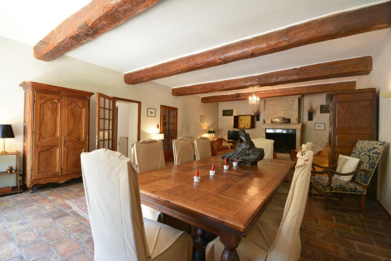 Le Mas De Trevouse Saint-Saturnin-lès-Avignon Εξωτερικό φωτογραφία